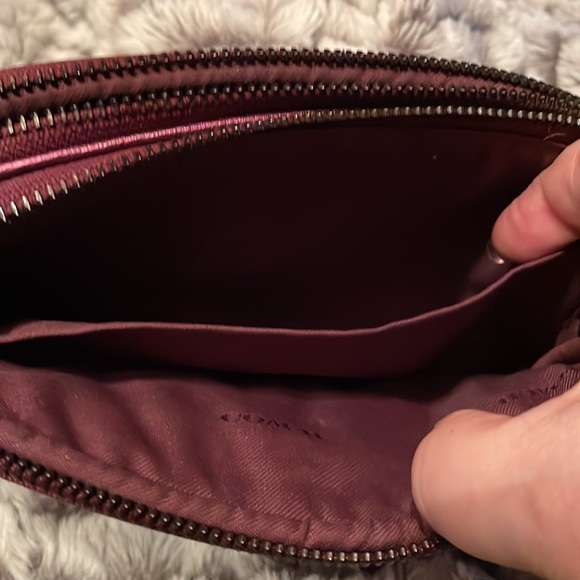 @@NWOT@@ ~ Coach large dark burgundy leather wristlet. Matching ID holder. - Picture 5 of 11
